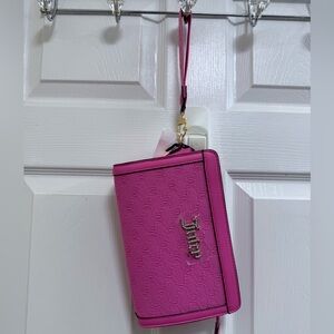 NWT Juicy Couture Pink Clutch with Metallic Logo